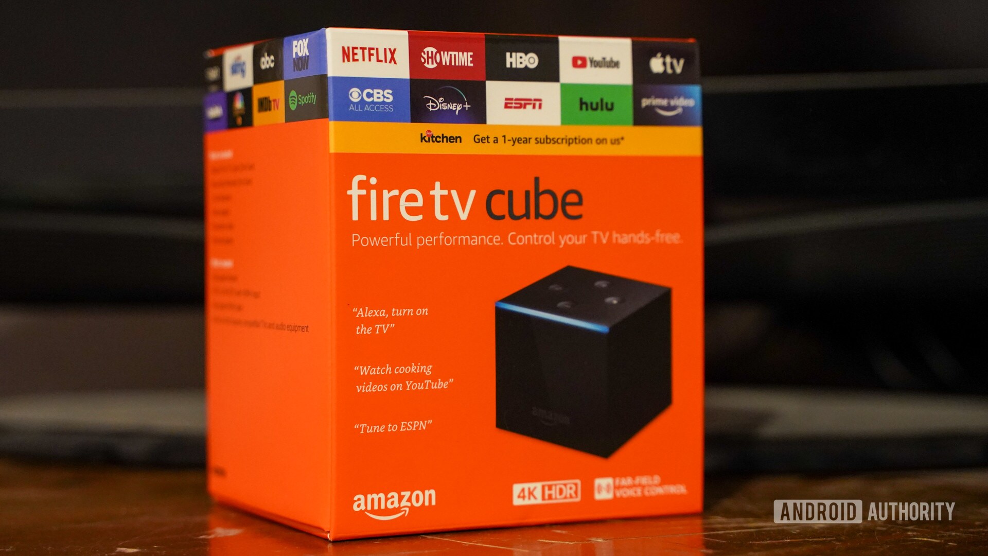  కరోనా పుణ్యమా అని ఇప్పుడు మళ్లీ ఓటీటీలు విజృంభించే పరిస్థితి నెలకొంది. దీంతో స్మార్ట్‌టీవీలు, స్ట్రీమింగ్ డివైజ్‌లదే మళ్లీ రాజ్యం. మీకూ ఓ మంచి స్ట్రీమిండ్‌ డివైజ్‌ కొనాలని ఉందా? అయితే అమెజాన్‌ రిలీజ్‌ చేసిన కొత్త ప్రోడక్ట్‌ మీద ఓ లుక్‌ వేయొచ్చు. ఇది టూ ఇన్‌ వన్ కూడా. స్ట్రీమింగ్‌ డివైజ్‌ కమ్‌ స్మార్ట్‌ స్పీకర్‌ అన్నమాట. మరి ఈ కొత్త డివైజ్‌ ఏంటి, ఫీచర్లు ఎలా ఉన్నాయి, ధర ఎంతో చూద్దామా!