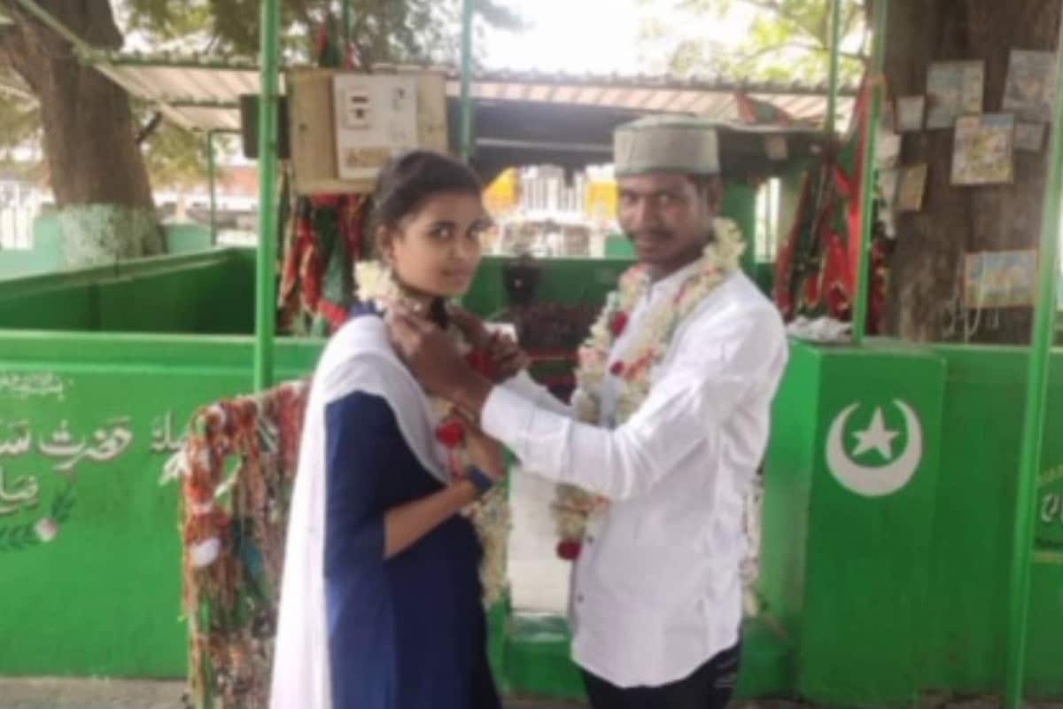 ఆ ఇద్దరి మతాలు వేరు. ప్రేమించిన అబ్బాయిని పెళ్లి చేసుకుంది. భవిషత్తుపై ఎంతో నమ్మకంతో సంసార జీవితాన్ని ప్రారంభించింది. ఆరు నెలలు గడువకుండానే ఆత్మహత్య చేసుకుంది. కుటుంబ సభ్యులు మాత్రం ఇది ముమ్మాటికి అత్తారింటి వారు హత్య చేశారని ఆరోపిస్తున్నారు. ఈ ఘటన కామారెడ్డి జిల్లాలో జరిగింది.
