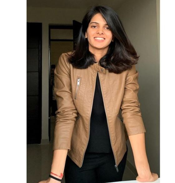  తన నవ్వుతో కుర్రకారు గుండెల్లో గుబులు రేపుతున్న ప్రియా పునియా.. (Photo Credit : Instagram)