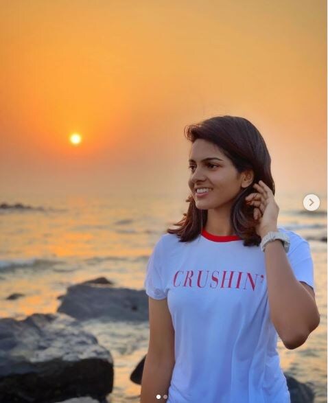  తన నవ్వుతో కుర్రకారు గుండెల్లో గుబులు రేపుతున్న ప్రియా పునియా.. (Photo Credit : Instagram)