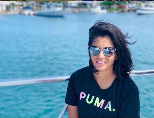  తన నవ్వుతో కుర్రకారు గుండెల్లో గుబులు రేపుతున్న ప్రియా పునియా.. (Photo Credit : Instagram)