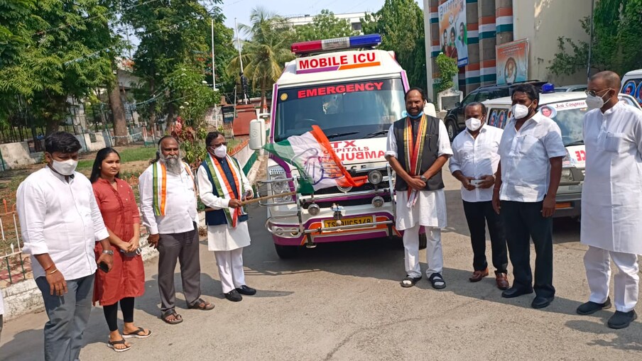  గాంధీ భవన్‌లో ఉచిత అంబులెన్స్ సేవలు ప్రారంభం