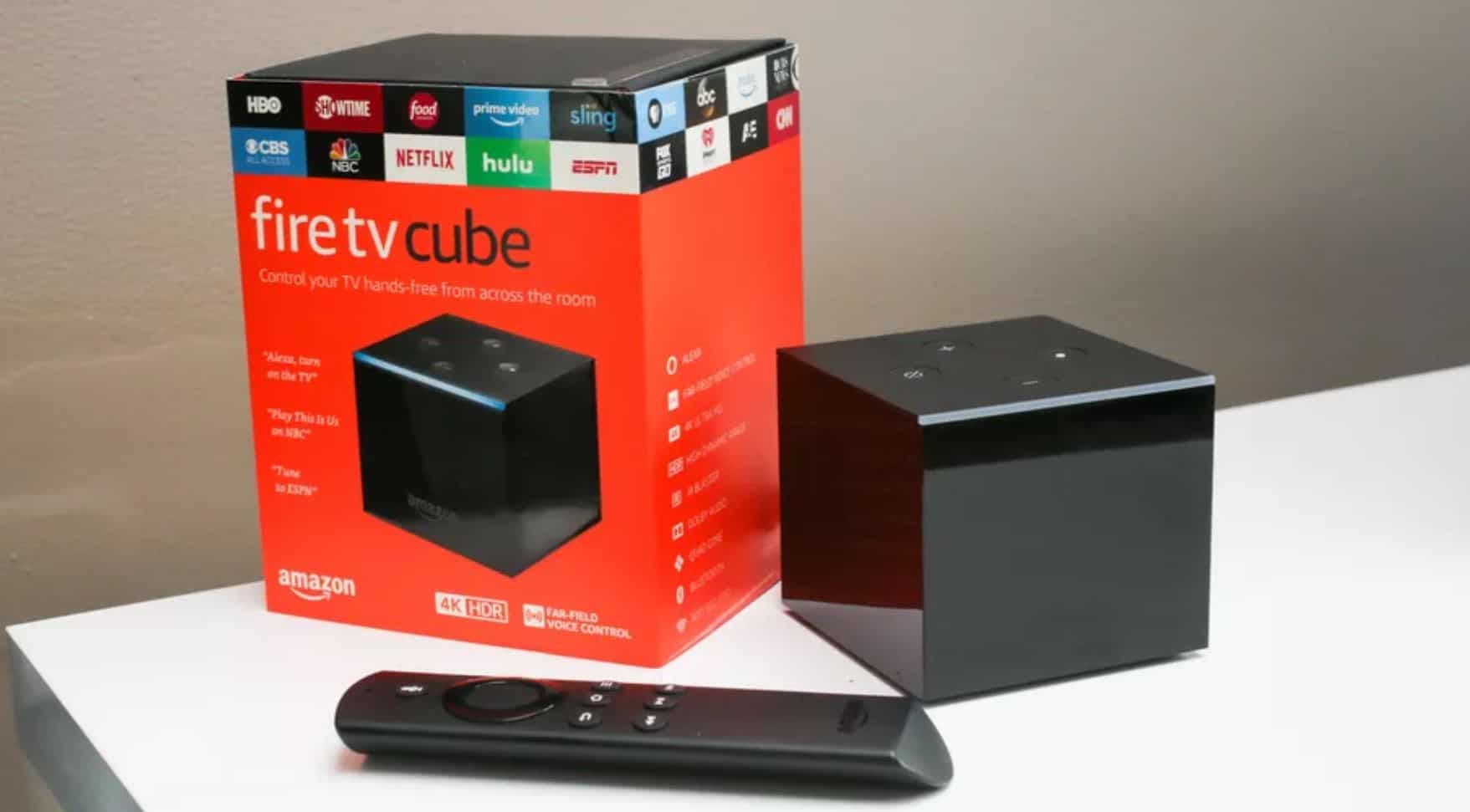  ప్రముఖ స్ట్రీమింగ్‌ సర్వీసు యాప్‌లన్నీ ఇందులో అందుబాటులో ఉంటాయి. అమెజాన్‌ ప్రైమ్‌, హాట్‌స్టార్‌, నెట్‌ఫ్లిక్స్‌, యాపిల్‌ టీవీ, యూట్యూబ్‌ యాప్‌లు ముందుగా డౌన్‌లోడ్‌ అయి ఉంటాయి. ఈ క్యూబ్‌ కీలక ఆప్షన్‌గా హ్యాండ్స్‌ ఫ్రీ అలెక్సా వాయిస్‌ అసిస్టెంట్‌ను చెప్పొచ్చు. క్యూబ్‌లోని స్పీకర్‌, మైక్రోఫోన్‌ ఎప్పుడూ ఆన్‌లో ఉంటాయి. మీరు ‘అలెక్సా’ అనే పదం అనగానే యాక్టివ్‌ అయిపోతుంది. అప్పుడు మీకు కావాల్సిన ఓటీటీ/సర్వీసును చెప్పి టీవీలో ప్లే చేయొచ్చు. టీవీ క్యూబ్‌తో దానికి మందుగా కనెక్ట్‌ చేసి ఉన్న టీవీని ఆన్‌/ఆఫ్‌ కూడా చేయొచ్చు.