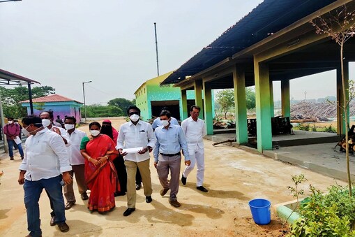 కరోనా మృతులకు ఉచిత దహన సంస్కారాలు.. నయా పైస వద్దన్న మంత్రి