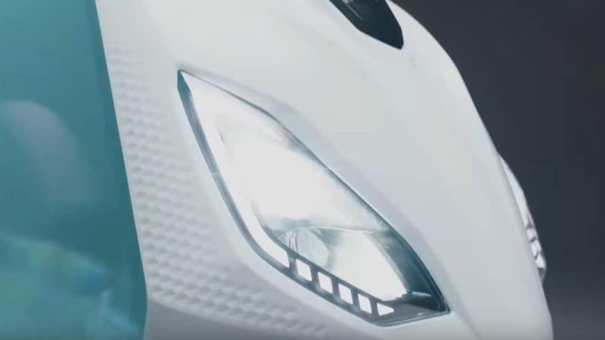  ఈ స్కూటర్ ఇండియాలో ఎప్పుడు లాంచ్ చేస్తారు. ధర ఎంత, ఎలా కొనాలి వంటి వివరాల్ని కంపెనీ ఇంకా చెప్పలేదు. కానీ ఎవరికైనా ఈ వివరాలు కావాలంటే... సంప్రదించండి అని తమ వెబ్‌సైట్‌లో కోరుతోంది. (image credit - Youtube and one.piaggio.com)