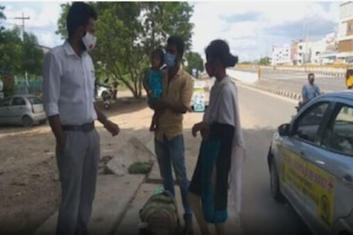 Viral News : భుజంపై ఏడాది బాబు..ఐదు రోజుల పాటు ఆ దంపతుల నడక..దేవుడిలా ప్రత్యక్షమైన డాక్టర్..
