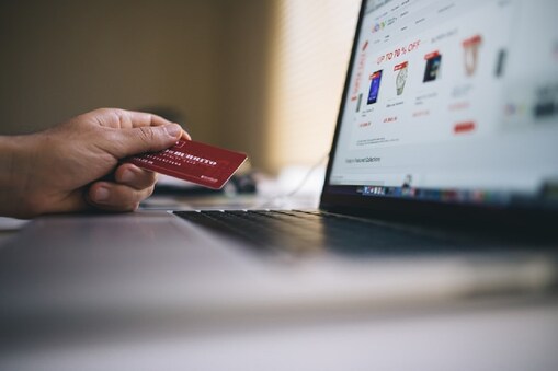Slice Credit Card: మార్కెట్లోకి కొత్త క్రెడిట్ కార్డ్... బెనిఫిట్స్ ఇవే
(ప్రతీకాత్మక చిత్రం)