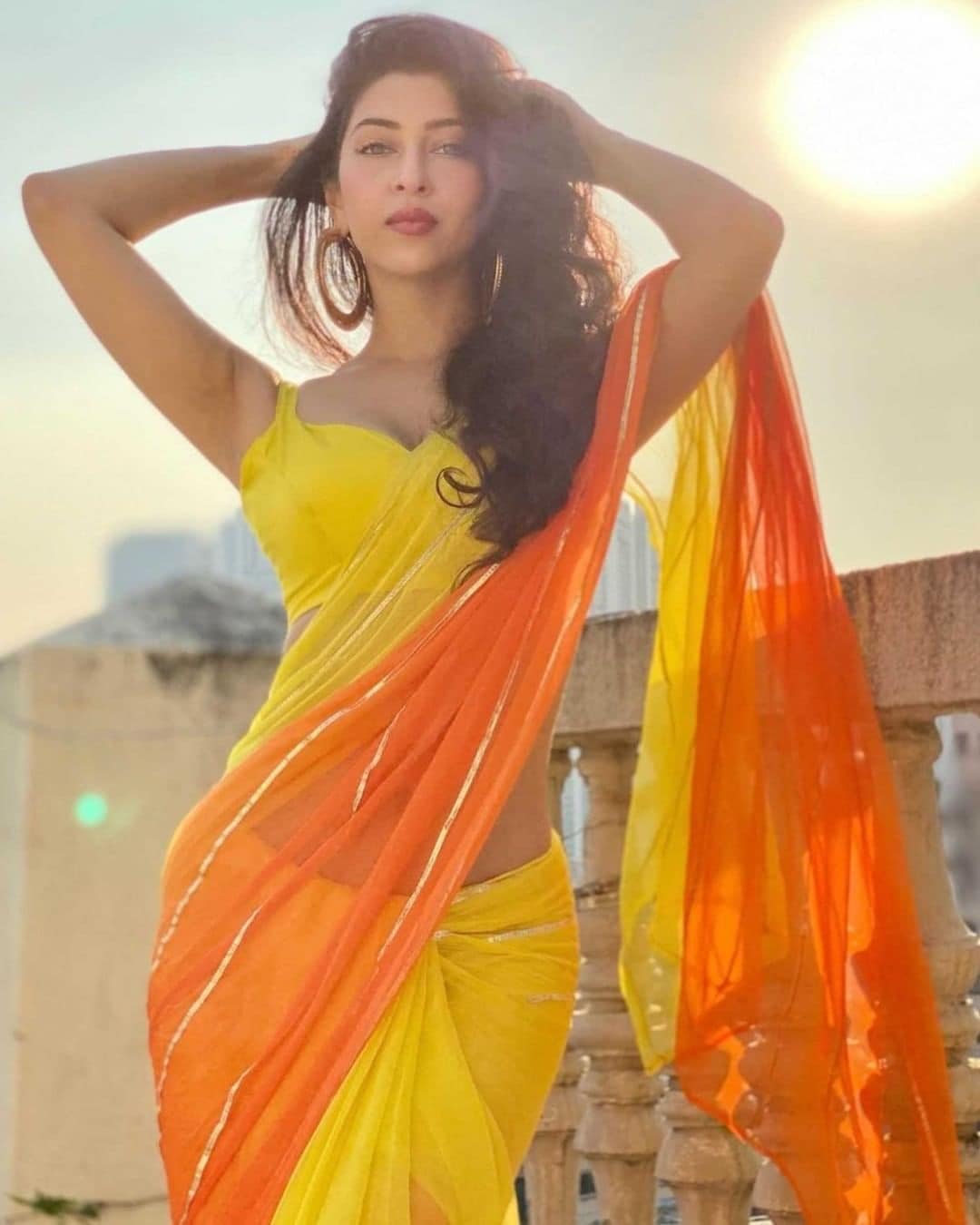 Sonarika Bhadoria Stunning In Yellow Saree Photoshoot Pics Goes Viral Navel Queens