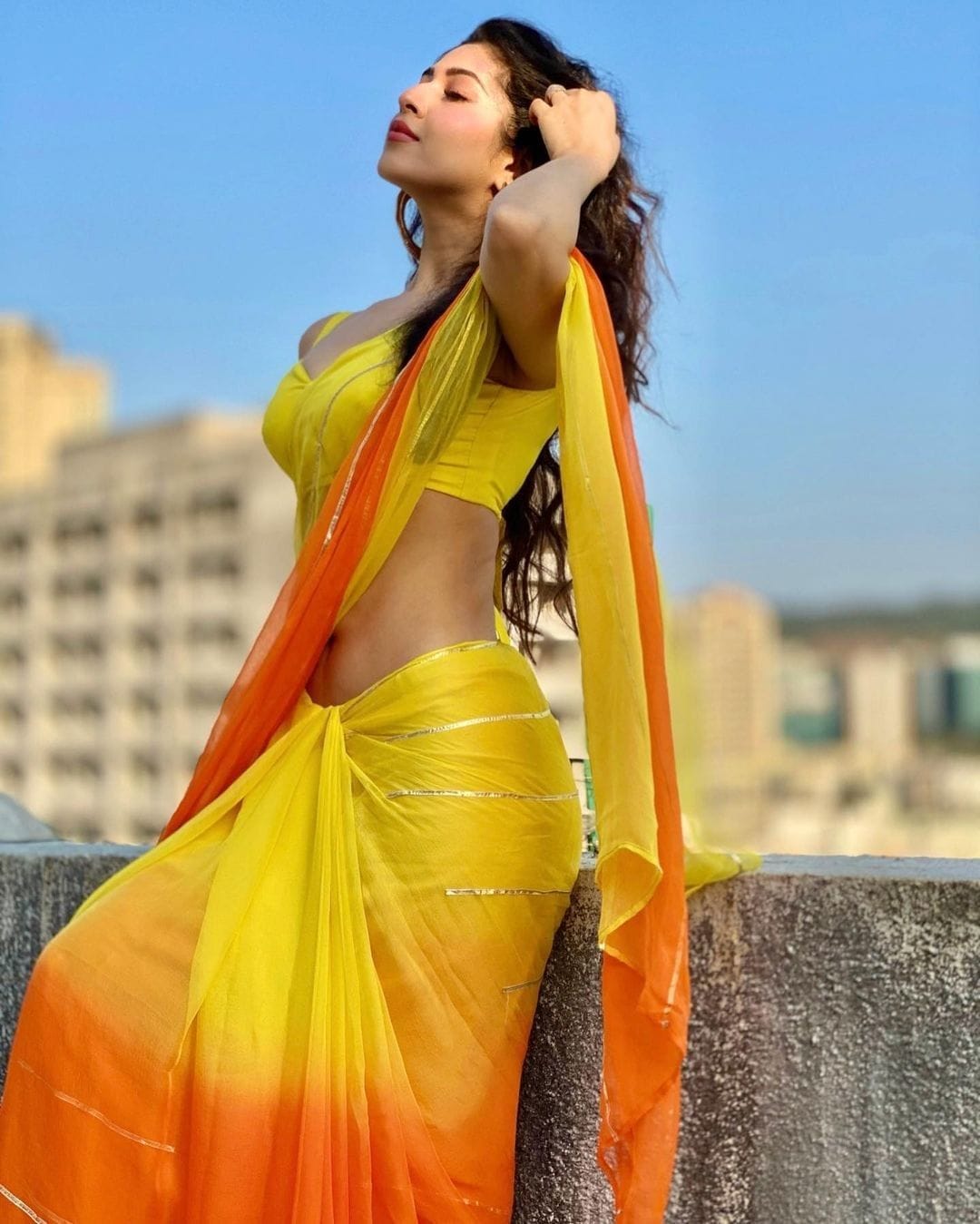 Sonarika Bhadoria Stunning In Yellow Saree Photoshoot Pics Goes Viral Navel Queens