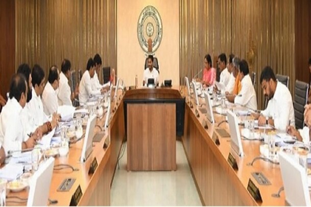 AP Cabinet Changes:  ఏపీ కేబినెట్ లో మార్పులకు ముహూర్తం ఫిక్సైందా..? రేసులో ఉన్నది వీళ్లే