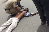 Constable Save Life: అతడి సమయస్ఫూర్తి నిండు ప్రాణాన్ని కాపాడింది.. సోషల్ మీడియాలో అతడిపై..
