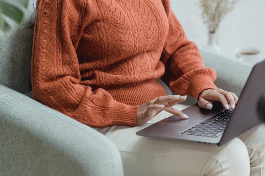 Work from Home Job, job offers, cctv footage watching job, best job for women, best job for men, easy jobs, telugu jobs, jobs for enemployed persons, jobs at home, earn money online, earn money easy way, simple job, ఉద్యోగం, జాబ్ ఆఫర్,