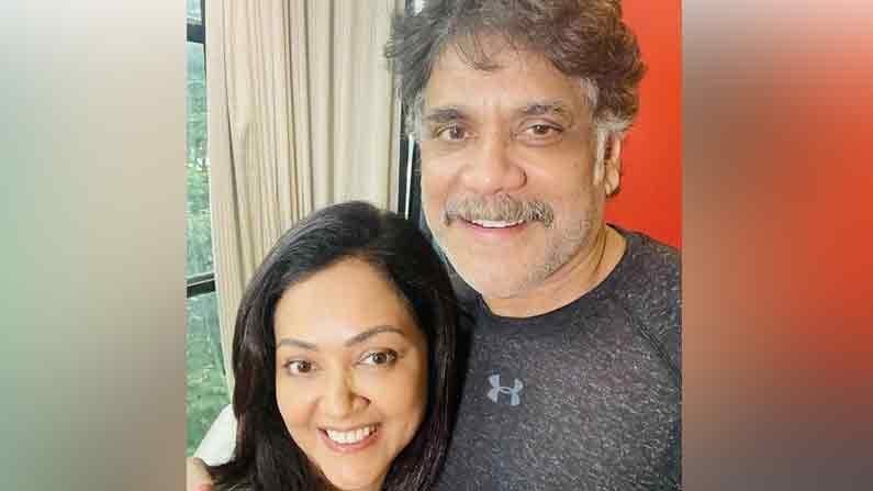 nagarjuna,nagarjuna twitter,nagarjuna instagram,nagarjuna movies,nagarjuna without makeup,nagarjuna old look photo,nagarjuna new photo with old look,telugu cinema,నాగార్జున,నాగార్జున అక్కినేని ఓల్డ్ లుక్,నాగార్జున కొత్త ఫోటో వైరల్