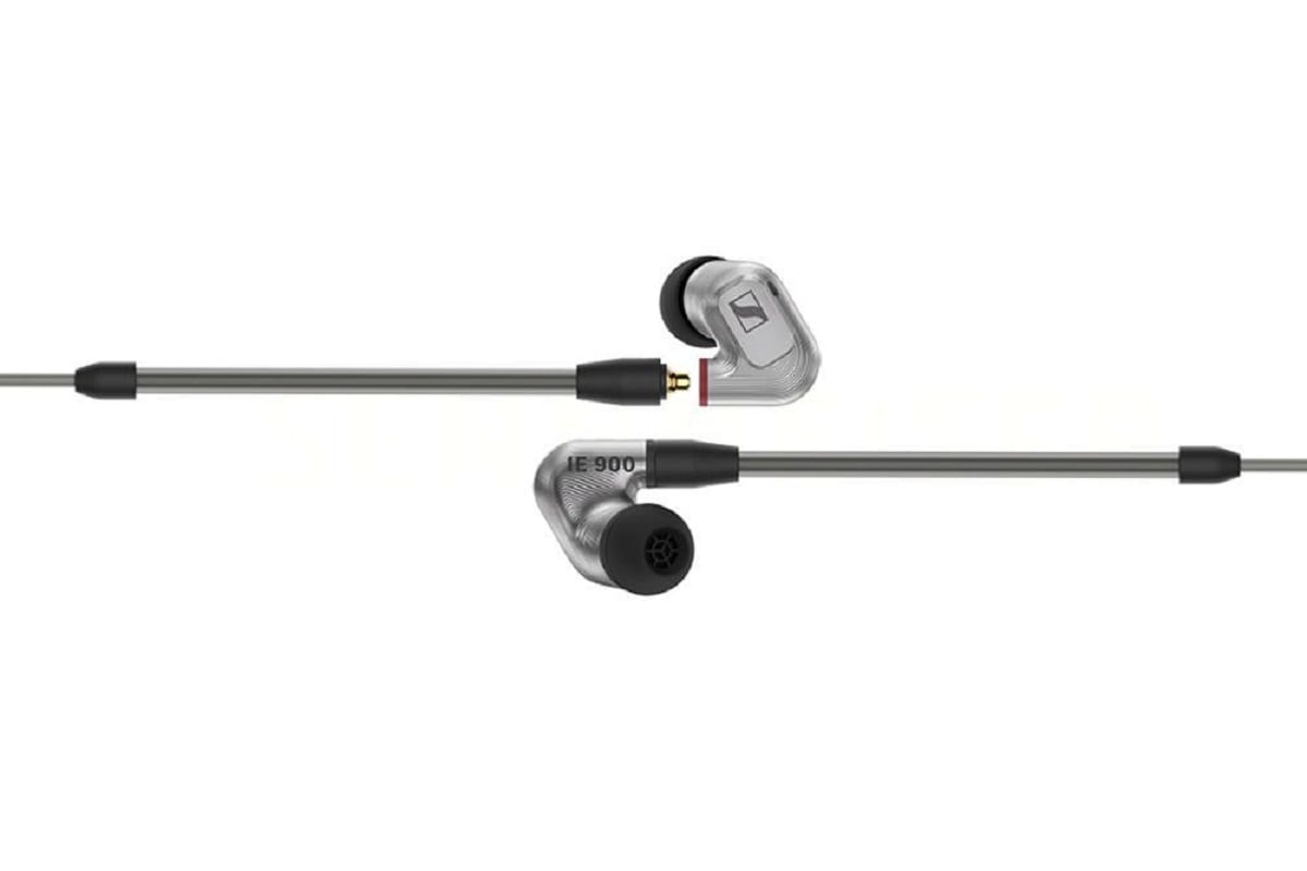  1. జర్మనీకి చెందిన ప్రముఖ ఎలక్ట్రానిక్ కంపెనీ సెన్‌హైసర్ ఇండియాలో ఖరీదైన ఇయర్‌ఫోన్స్ రిలీజ్ చేసింది. ఈ ఇయర్‌ఫోన్స్ ఎంత ఖరీదంటే ఏకంగా ఐఫోన్ 12 ప్రో మ్యాక్స్ స్మార్ట్‌ఫోన్ కొనొచ్చు. లేదా బడ్జెట్ స్మార్ట్‌ఫోన్స్ అయితే ఓ 10 ఫోన్లు కొనేయొచ్చు. (image: Sennheiser India)