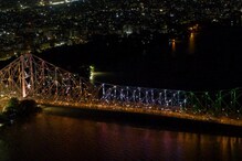 Tokyo Olympics: టోక్యో ఒలింపిక్స్ నేపథ్యంలో త్రివర్ణ రంగుల్లో మెరిసిపోతున్న హౌరా బ్రిడ్జ్