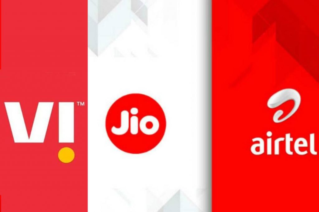  Jio Rs 2,397 Plan: రూ .2,397 ప్లాన్ ద్వారా అన్‌లిమిటెడ్ కాలింగ్, నిత్యం  100 ఎస్‌ఎంఎస్, 365 జీబీ 4 జీ డేటా లభిస్తుంది. దానికి తోడు వేర్వేరు జియో యాప్‌ లను ఉపయోగించుకోవచ్చు.(ప్రతీకాత్మక చిత్రం)