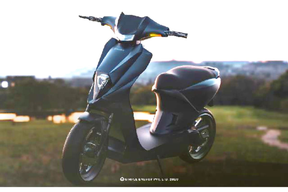  E-Scooter: ఎలక్ట్రిక్ బైకులు, స్కూటర్ల విప్లవం మొదలైంది. కంపెనీలు, స్టార్టప్‌లు పోటీ పడి మరీ కొత్త కొత్త ఈ-వెహికిల్స్ తెస్తున్నాయి. తాజాగా సింపుల్ ఎనర్జీ కంపెనీ... సరికొత్త ఎలక్ట్రిక్ స్కూటర్ తెస్తోంది. దాన్ని సింపుల్ వన్ (Simple One) అని పిలుస్తోంది. దానిపై అంచనాలు ఓ రేంజ్‌లో ఉన్నాయి. (image credit - http://www.simpleenergy.in)