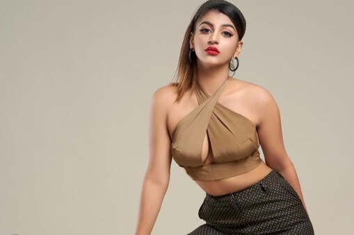 Bigg Boss 3 | Yashika Aannand : కారుప్రమాదంలో తీవ్రంగా గాయపడిన బిగ్ బాస్ ఫేమ్ యాషిక.. మరో వ్యక్తి మృతి..