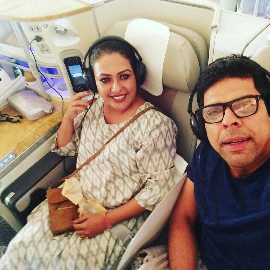  ఆ తర్వాత మళ్లీ తెలుగు సినిమాల్లో కనిపించలేదు. సినిమాల్లో మాత్రమే కాదు టెలివిజన్ షోలతో కూడా అశ్విని ఎంతో ఆదరణ సంపాదించుకున్నారు. మరో కొసమెరుపేంటంటే.. మురళీ శర్మ కూడా తొలుత టీవీ సీరియల్స్‌లో నటించే పాపులర్ అయ్యారు.