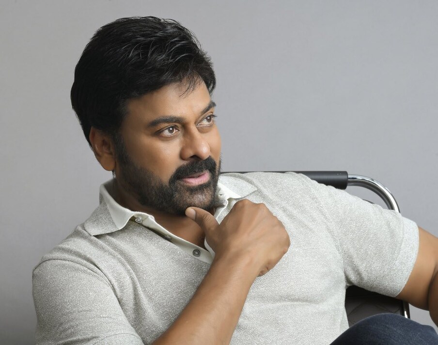  ఈ సినిమాలో బహుభాషా నటులు కనిపించబోతున్నారు. తెలుగు నుంచి టాలెంటెడ్ యాక్టర్ సత్యదేవ్ కీలక పాత్రలో నటిస్తున్నాడు. అలాగే యాంకర్ అనసూయ కూడా ఇందులో ఓ కీలక పాత్రలో నటించబోతోంది. మరోవైపు తమిళ మళయాళ ఇండస్ట్రీలో నుంచి కూడా పేరున్న నటులను గాడ్ ఫాదర్ సినిమా కోసం తీసుకుంటున్నారు.,[object Object]