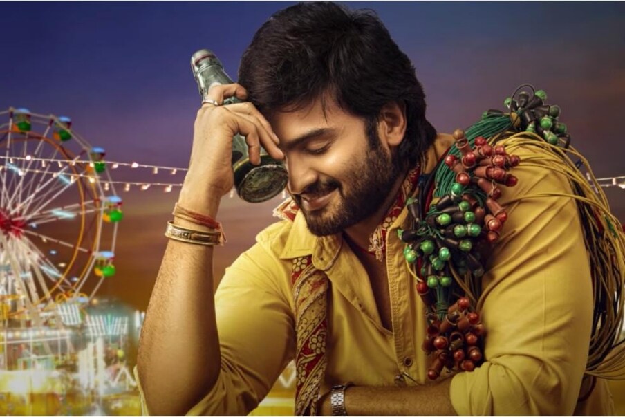  కరుణ కుమార్ దర్శకత్వంలో విజయ్ చిల్లా, శశి దేవిరెడ్డి నిర్మించిన విమర్శకులను మెప్పించడంతో పాటు ప్రేక్షకులను ఎంతగానో ఆకట్టుకుంది. దీపావళి కానుకగా జీ 5 ఓటీటీలో ఈ సినిమా విడుదలైంది. వీక్షకులను విపరీతంగా ఆకట్టుకుంది. కొన్ని సినిమాలు థియేటర్స్ కంటే కూడా ఓటిటిలో బాగా ఆడుతుంటాయి. ఇప్పుడు శ్రీదేవి సోడా సెంటర్ విషయంలోనూ ఇదే జరుగుతుంది.,[object Object]