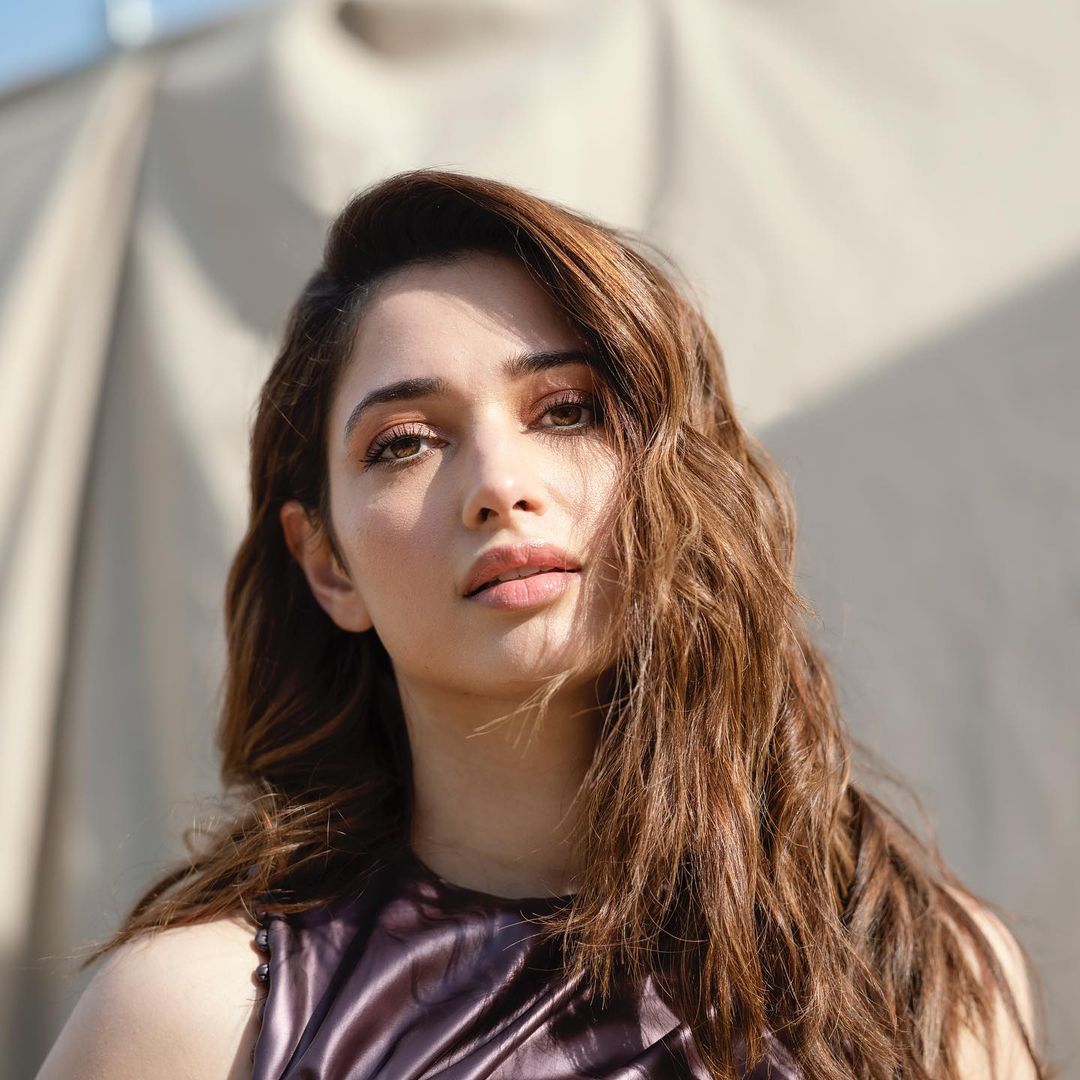  Tamannaah Bhatia : మెరిసిపోతున్న తమన్నా.. పిక్స్ వైరల్.. Photo : Instagram