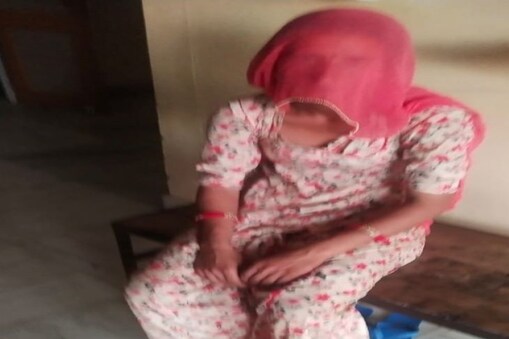 పోలీసుల అదుపులో రేఖ