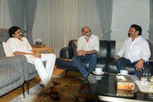 ’హరి హర వీరమల్లు’ దర్శకుడు క్రిష్, నిర్మాత ఏఎం రత్నంతో పవన్ కళ్యాణ్ ప్రత్యేక భేటి.. ’హరి హర వీరమల్లు’ దర్శకుడు క్రిష్, నిర్మాత ఏఎం రత్నంతో పవన్ కళ్యాణ్ ప్రత్యేక భేటి..