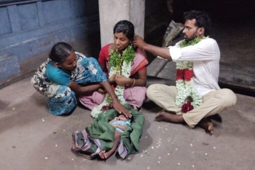 సత్య మెడలో తాళి కడుతున్న వేల్‌మురుగన్, ఎదురుగా బిడ్డ
