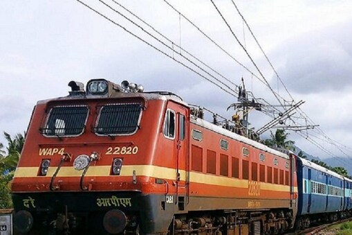 Railway Jobs: భారతీయ రైల్వేలో 2226 పోస్టులు... దరఖాస్తుకు 2 రోజులే గడువు
(ప్రతీకాత్మక చిత్రం)