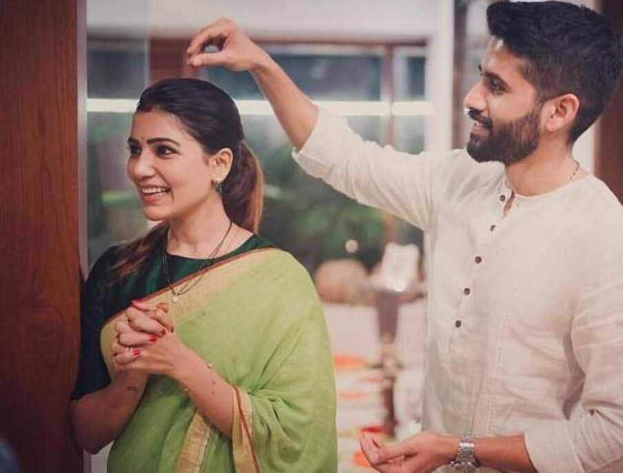  తెలుగు ఇండస్ట్రీలో కొన్ని రోజుల నుంచి నాగ చైతన్య, సమంత గురించి టాపిక్స్ నడుస్తూనే ఉన్నాయి. వాళ్ళెందుకు విడిపోయారనే విషయంపై ఎవరికి తోచింది వాళ్లు చెప్తూనే ఉన్నారు. మరికొందరు అయితే ఏకంగా డిబేట్స్ పెట్టి.. కచ్చితమైన కారణాలు ఇవే అంటూ కుండ బద్దలు కొడుతున్నారు. సమంత పిల్లలు కనడానికి ఒప్పుకోలేదని.. సరోగసి వైపు అడుగులు వేసినందుకే చైతూ ఈ నిర్ణయం తీసుకున్నాడని కొందరు చెప్తున్న కారణం.పైగా ‘సూపర్ డీలక్స్’, ది ఫ్యామిలీ మ్యాన్ 2’ లో సామ్ ఇంట్లో చెప్పకుండా బోల్డ్‌గా నటించడం వంటివి కూడా కారణాలుగా కనపించాయి. (Twitter/Photo)