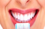 Clean Teeth: పళ్ల ఆరోగ్యం కోసం పాటించాల్సిన టిప్స్.. డెంటల్ సమస్యలను దూరం చేసుకోండిలా..