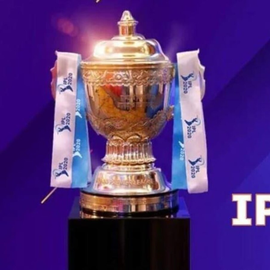  ఐపీఎల్ 2022 (IPL 2022 Latest Updates) సీజన్ మెగా వేలానికి సమయం దగ్గరపడుతుండటంతో ఆటగాళ్లను రిటెన్షన్‌పై ఫ్రాంచైజీలన్నీ తర్జనభర్జన పడుతున్నాయి. ఎవరిని కొనసాగించాలో.. ఎవరిని వదిలేయాలన్న సమీకరణాల్ని లోతుగా విశ్లేషించుకుంటున్నాయి. అహ్మదాబాద్, లక్నో సిటీల పేర్లతో రెండు కొత్త జట్లు ఎంట్రీ ఇవ్వనుండడంతో ఐపీఎల్ 2022 సీజన్‌లో 10 ఫ్రాంఛైజీలు టైటిల్ పోరులో తలబడబోతున్నాయి. దీంతో మెగా వేలంలో ఆటగాళ్ల కోసం మరింతగా పోటీ పడనున్నాయ్ ఫ్రాంచైజీలు.