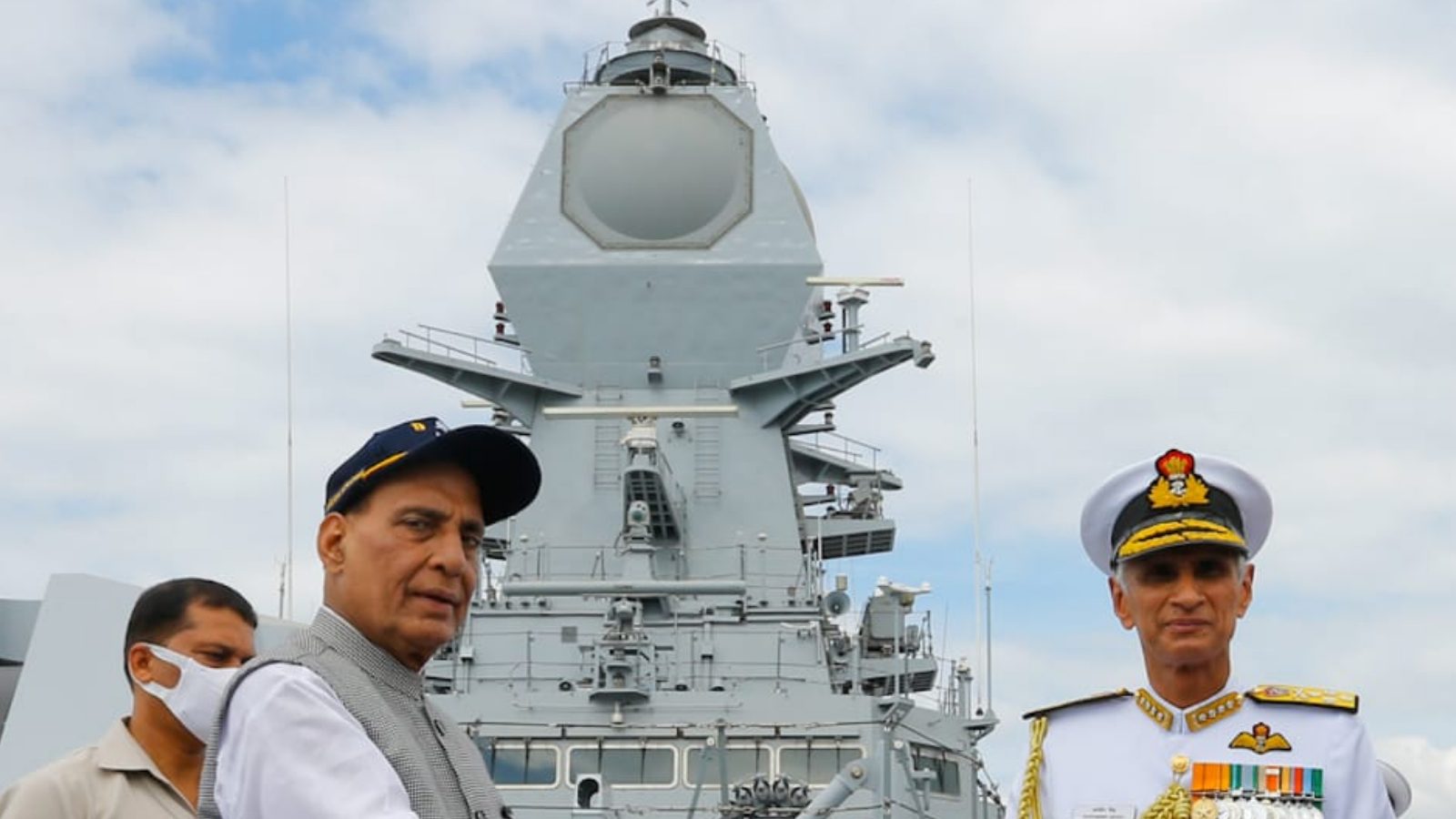 Ins Karna INS Visakhapatnam : నౌకాదళంలోకి ఐఎన్ఎస్ విశాఖపట్నం -ప్రవేశపెట్టిన ...