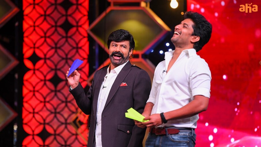  ఆ తర్వాత కాసేపు బాలకృష్ణ-నాని కాసేపు ముచ్చటించుకోవడమే కాకుండా సరదాగా క్రికెట్‌ కూడా ఆడారు. ఈ సందర్భంగా బాలయ్య అడుగుతూ..తన నటించిన సినిమాల్లో మీకు ఇష్టమైన సినిమా ఏది అడగానే.. నాని తడుముకోకుండా. .‘సింగీతం శ్రీనివాస రావు దర్శకత్వంలో తెరకెక్కిన ‘ఆదిత్య 369’ సినిమా పేరు చెప్పారు. (Twitter/Photo)