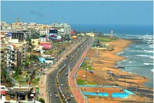 Vizag News: విశాఖ వాసులకు కొత్త భయం.. రోడ్డుమీదకు వెళ్లాలంటేనే హడల్.. కారణం ఇదే..!