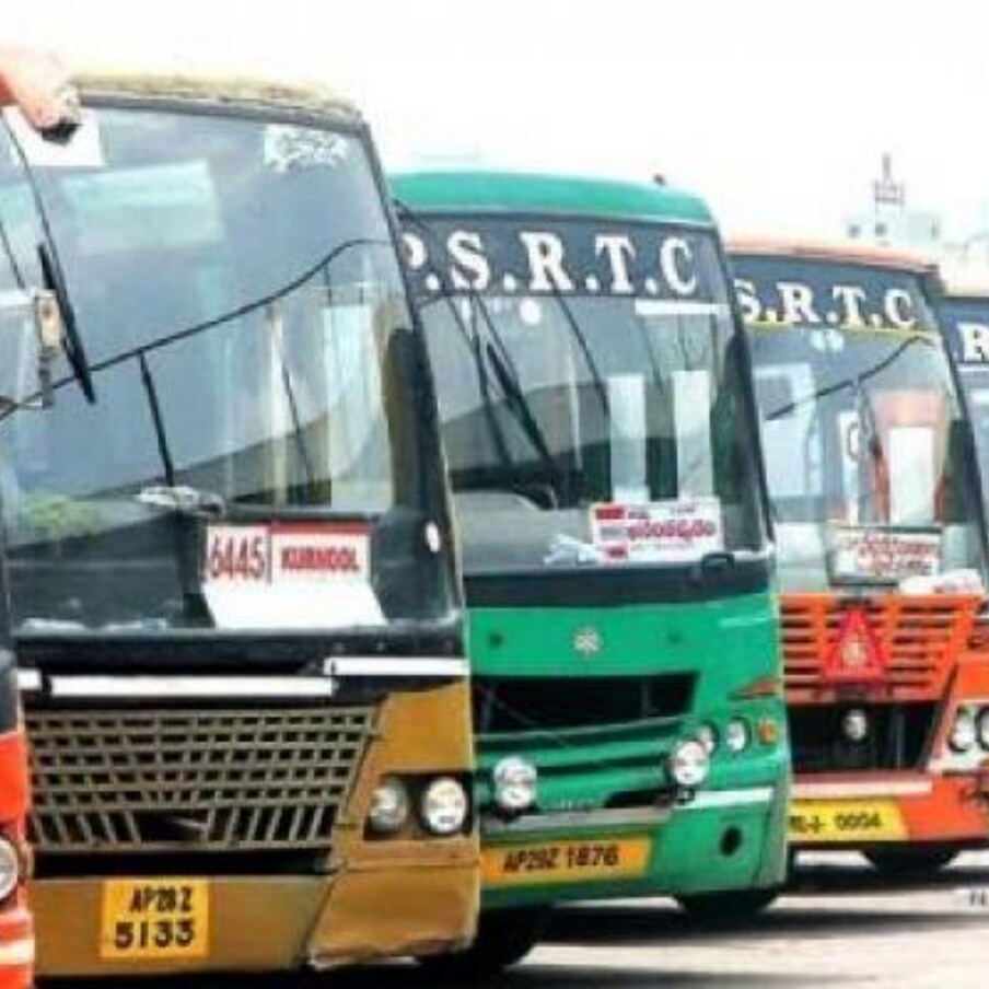  ఎక్స్‌ప్రెస్‌లో 500 కిలోమీటర్లకు రూ. 5 నుంచి రూ. 90కి పెంచారు. డీలక్స్ బస్సుల్లో 500 కిలోమీటర్లకు రూ. 5 నుంచి రూ. 125కి పెంచారు. సూపర్ లగ్జరీ బస్సుల్లో 500 కిలోమీటర్లకు రూ. 10 నుంచి 130కి పెంచారు. (ప్రతీకాత్మక చిత్రం)
