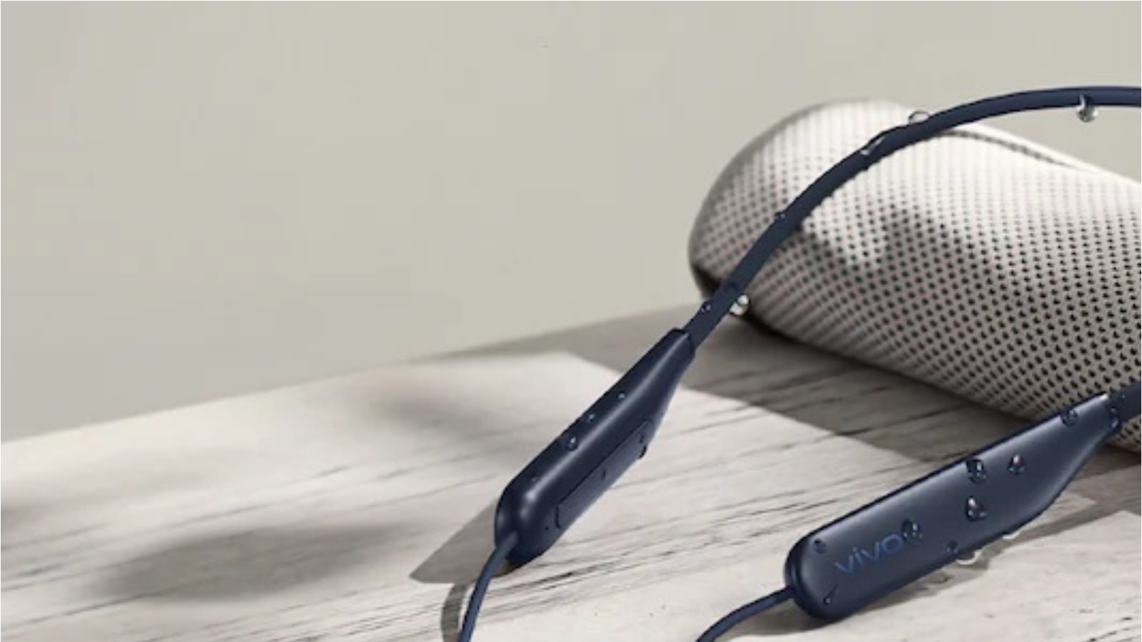 Vivo Wireless Earphones వివో వైర్‌లెస్ స్పోర్ట్ లైట్ నెక్‌బ్యాండ్ ఇయర్