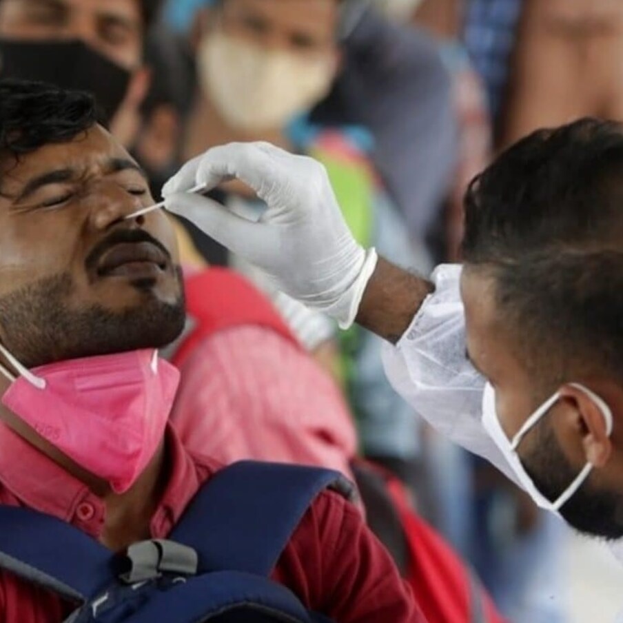  ఇప్పటి వరకు తెలంగాణలో నమోదైన కేసుల సంఖ్య 7,86,021కి చేరింది. గత 24 గంటల వ్యవధిలో రాష్ట్రంలో కరోనాతో ఎవరూ ప్రాణాలు కోల్పోలేదు. రాష్ట్రంలో కోవిడ్ బారి నుంచి నిన్న 1,060 మంది కోలుకున్నారు.