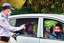 Covid Curbs: కొవిడ్ ఆంక్షలు ఎత్తేసిన ఢిల్లీ సర్కార్.. మార్చి 31 దాకా పొడిగించిన కేంద్రం!