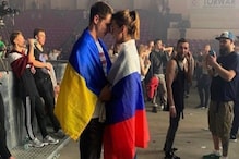 Ukraine Russia War: ఉక్రెయిన్‌, ర‌ష్యా జెండాల‌తో జంట‌.. సోష‌ల్ మీడియాలో వైర‌ల్ అవుతున్న..