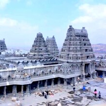 Yadadri: ఆన్​లైన్​లో యాదాద్రి కోటి కుంకుమార్చన టిక్కెట్లు​.. పూర్తి వివరాలివే..