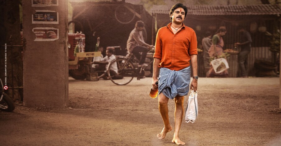  ఇప్పటి వరకు టికెట్ రేట్లపై నిర్ణయం తీసుకోకపోవడానికి కారణం భీమ్లా నాయక్ సినిమా అనే సమాధానమే ఎక్కువగా వినిపిస్తుంది. పవన్ సినిమాకు బెనిఫిట్స్ రాకూడదనే కారణంతోనే భీమ్లా వచ్చినపుడు టికెట్ రేట్ల గురించి జగన్ సర్కార్ మాట్లాడలేదని.. ఇప్పుడు రాధే శ్యామ్ సహా ట్రిపుల్ ఆర్ లాంటి భారీ సినిమాలు విడుదలవుతున్న నేపథ్యంలో ఏపీ ప్రభుత్వం టికెట్ రేట్ల సడలింపుపై తీపికబురు చెప్పబోతుందనే వార్తలు వస్తున్నాయి. మార్చ్ 8 లేదంటే 10న ఈ నిర్ణయం చెప్తారనే వార్తలొస్తున్నాయి.