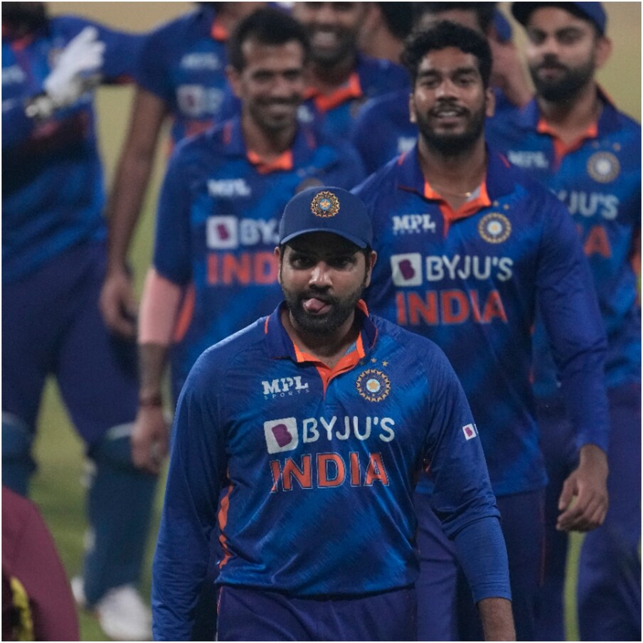  ఈ ఏడాది టీమిండియా (Team India)కు ఎంతో కీలకం. ఆస్ట్రేలియాలో జరగనున్న టీ20 ప్రపంచకప్ (T20 WorldCup 2022)లో సత్తా చాటాలని టీమిండియా ఉవ్విల్లూరుతోంది. ఇందు కోసం టీమిండియా ఇప్పటికే సన్నాహాలు ప్రారంభించింది. భారత్-దక్షిణాఫ్రికా (India vs South Africa) జట్ల మధ్య జరగనున్న టీ20 సిరీస్‌కు సెలక్షన్ కమిటీ ఆటగాళ్లను ఎంపిక చేసింది.