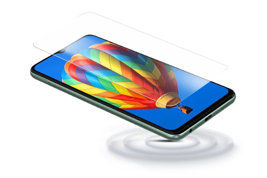  * Samsung Galaxy M33 5G,[object Object],శామ్‌సంగ్ గెలాక్సీ M33 5G ఫోన్ 2022 ఏప్రిల్ 8న ఇండియాలో లాంచ్ అయింది. ఈ స్మార్ట్‌ఫోన్ డీప్ ఓషన్ బ్లూ, మిస్టిక్ గ్రీన్ కలర్స్ వంటి కలర్ ఆప్షన్లలో లభిస్తుంది. దీని ప్రారంభ ధర రూ. 17,999. గెలాక్సీ M33 5G 1080 x 2408 పిక్సెల్స్ రిజల్యూషన్‌తో, 6.6 అంగుళాల (16.76 సెం.మీ) డిస్‌ప్లేతో వస్తుంది. రియర్ కెమెరా సెటప్‌లో 50 MP + 5 MP + 2 MP + 2 MP కెమెరాలు ఉన్నాయి. 8 MP సెల్ఫీ సెన్సార్‌ కూడా ఉంది. (ప్ర‌తీకాత్మ‌క చిత్రం)