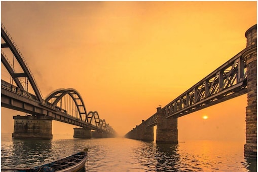 Godavari Bridge: ఏపీలో మరో బెస్ట్ టూరిస్ట్ స్పాట్.. గోదారమ్మ మణిహారానికి అదనపు హంగులు