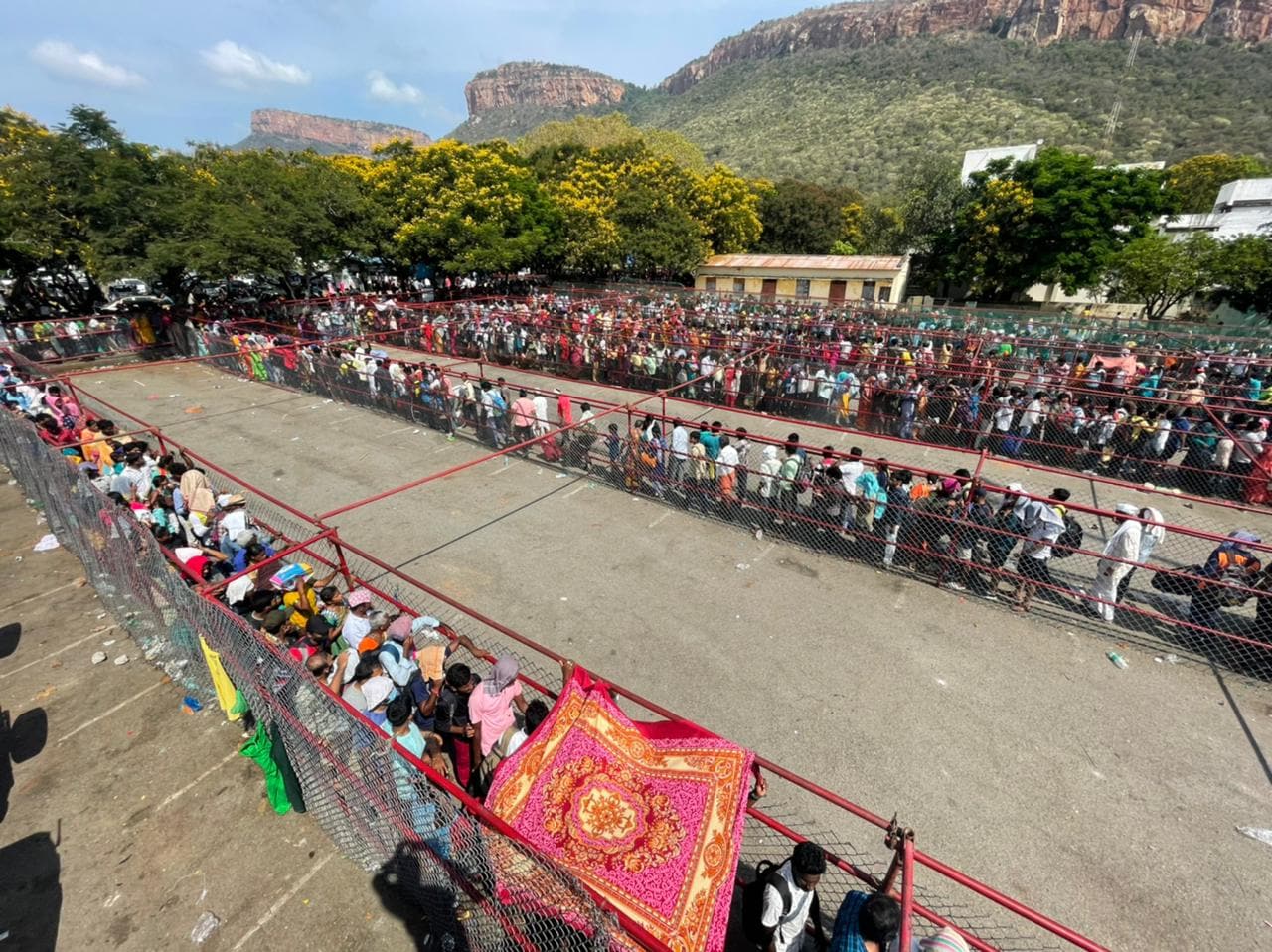 Devotees are also flocking from Tamil Nadu as it is a Tamil Ugadi.  The congestion is likely to remain the same for another four days.  Devotees are facing severe problems due to lack of sun on one hand and rooms on the other.  TTD suggested that in view of the current congestion, devotees wishing to come to Tirumala should postpone their journey.