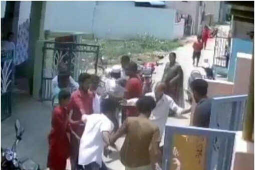 చిత్తూరు జిల్లాలో యువకుడిపై దాడి