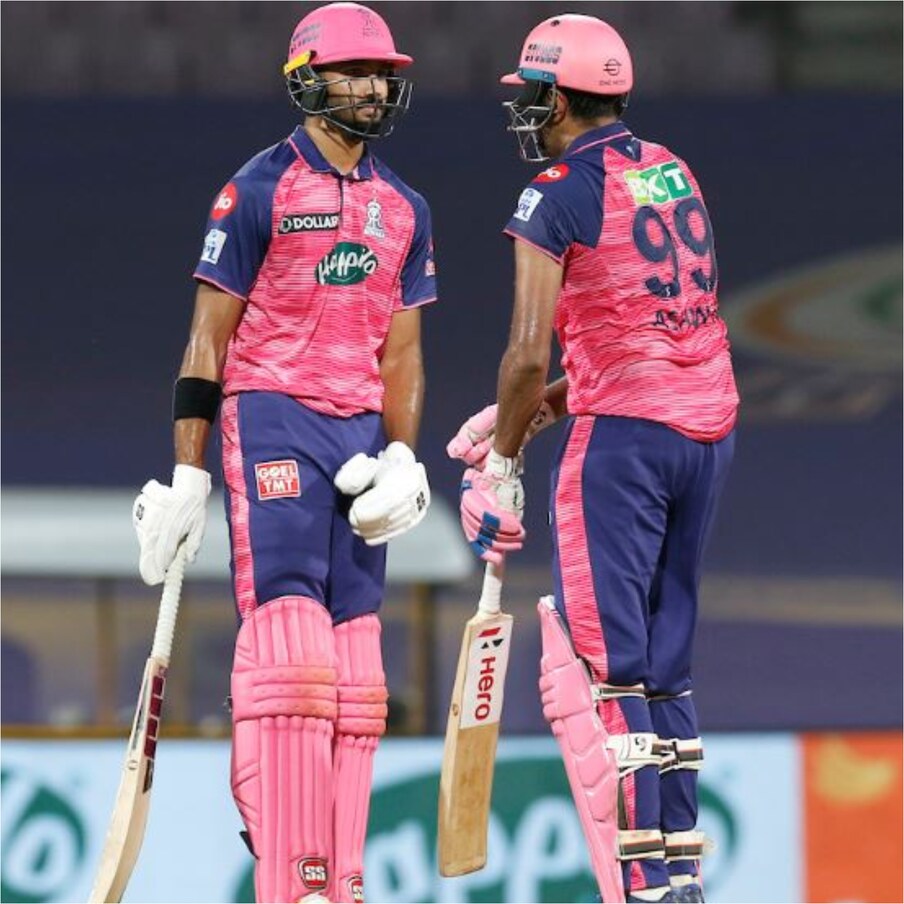  టాస్ గెలిచి బ్యాటింగ్ ఎంచుకున్న రాజస్తాన్ జట్టును గుజరాత్ టైటాన్స్ బౌలర్లు కట్టడి చేశారు. అద్భుతంగా బౌలింగ్ చేస్తూ రాజస్తాన్ బ్యాటర్లకు కళ్లెం వేశారు. వీరి దెబ్బకు ఆరెంజ్ క్యాప్ హోల్డర్ జాస్ బట్లర్ సైతం పరుగు చేసేందుకు తీవ్రంగా కష్టపడాల్సి వచ్చింది.