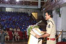 అలా చదివితే పోలీస్ జాబ్ గ్యారెంటీ.. అభ్యర్థులకు హైదరాబాద్ కమిషనర్ సీవీ ఆనంద్ సూచన..